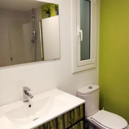 Precioso Duplex Con Terraza A 5' Playa Y 20' Bcn. شقة